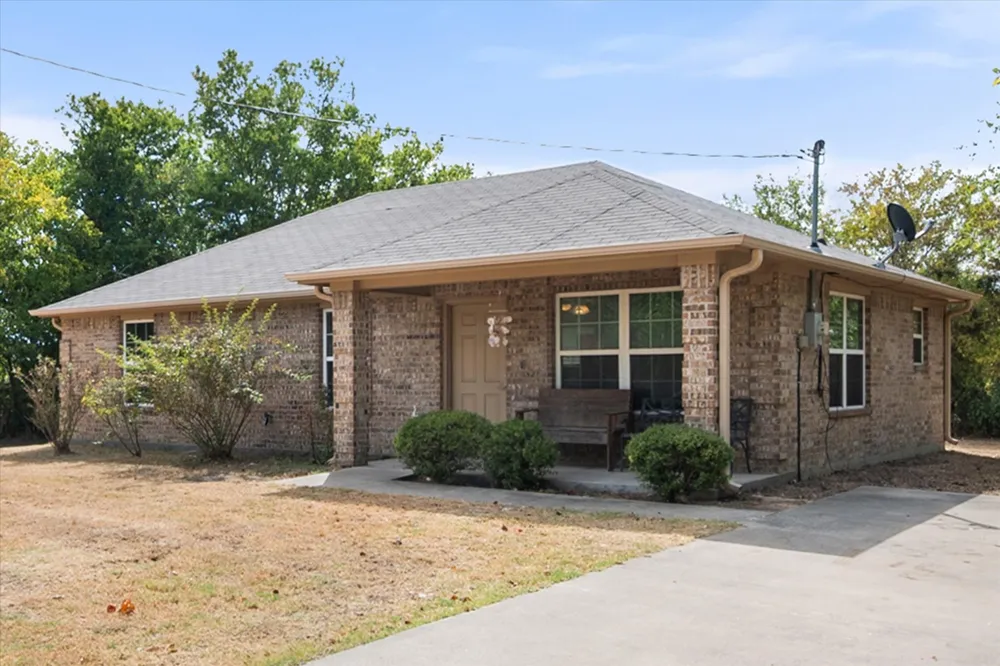 700 Cypress Avenue Corsicana, TX 75110