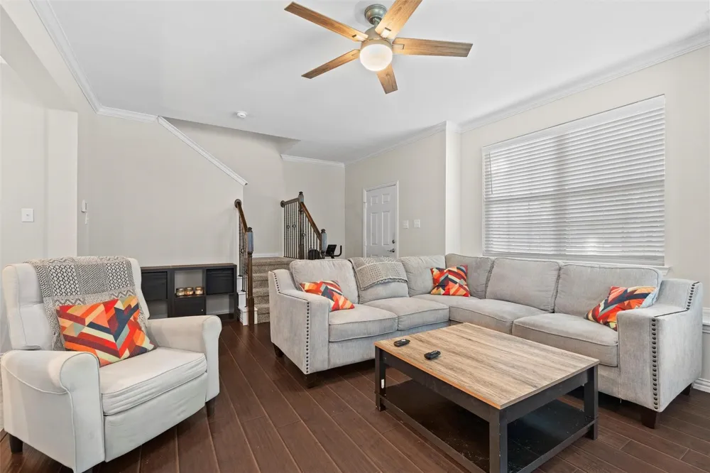 6900 Carrington Lane Fort Worth, TX 76137