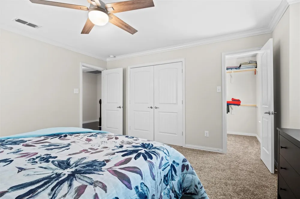 6900 Carrington Lane Fort Worth, TX 76137