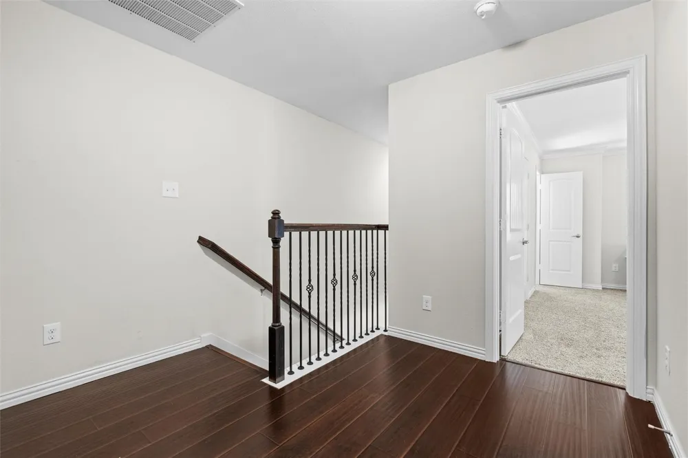 6900 Carrington Lane Fort Worth, TX 76137