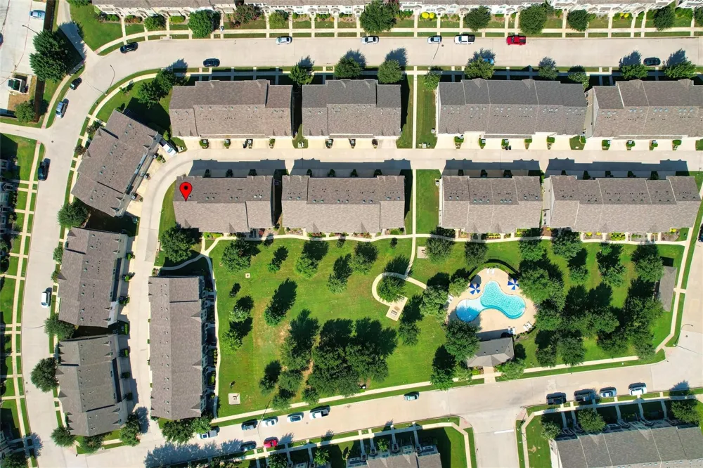 6900 Carrington Lane Fort Worth, TX 76137