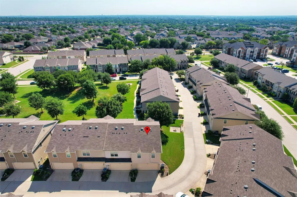 6900 Carrington Lane Fort Worth, TX 76137