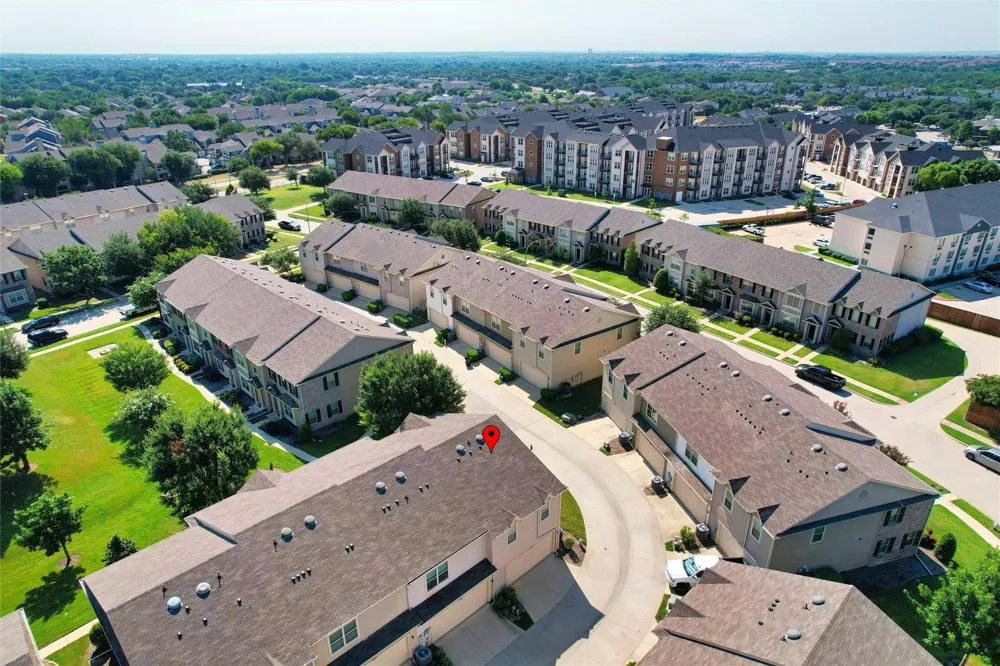 6900 Carrington Lane Fort Worth, TX 76137