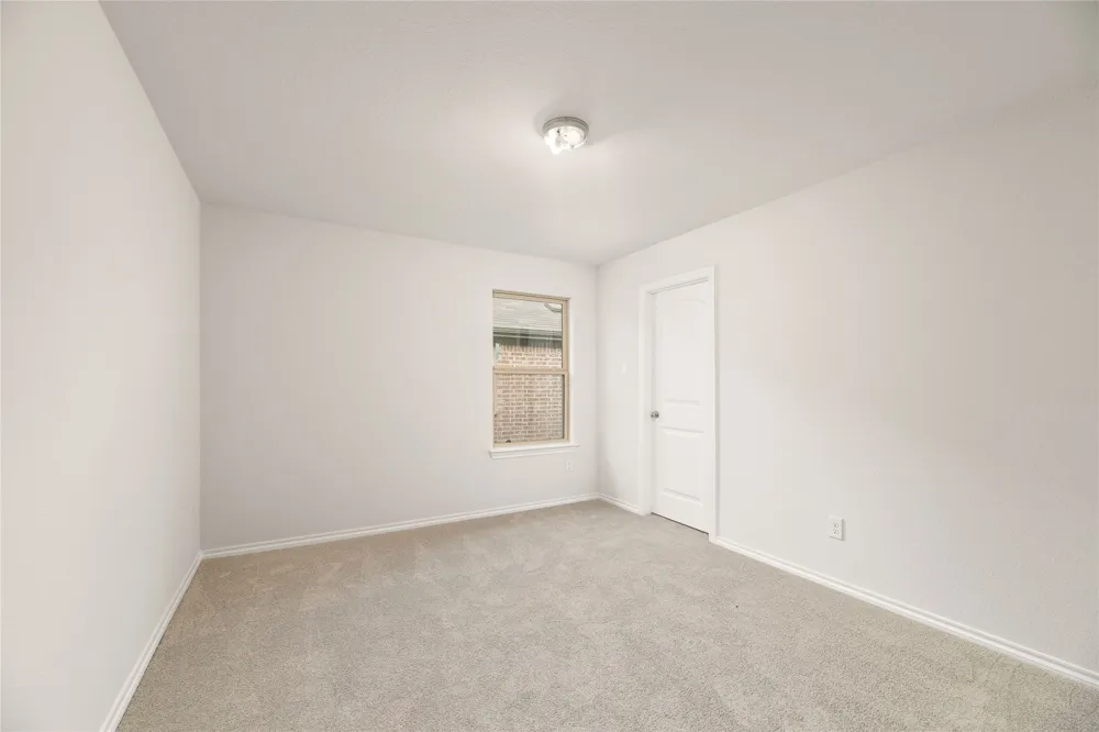 635 Frio Lane Aubrey, TX 76227