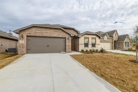 635 Frio Lane