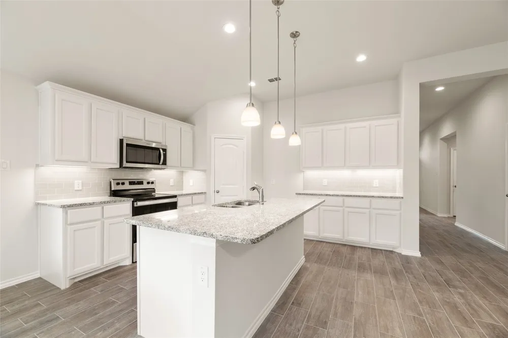 635 Frio Lane Aubrey, TX 76227
