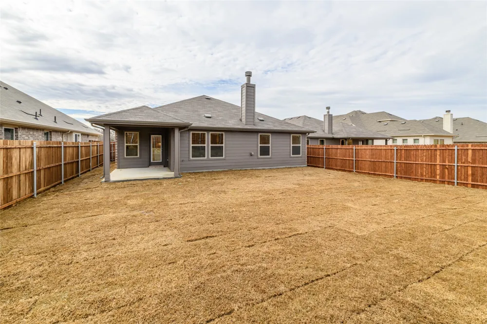635 Frio Lane Aubrey, TX 76227
