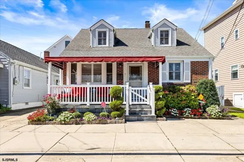 18A N Essex Ave