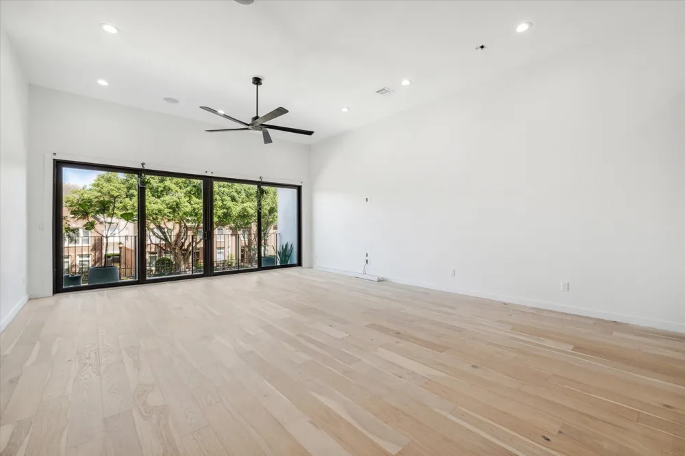 713 Memorial Heights Drive Houston, TX 77007