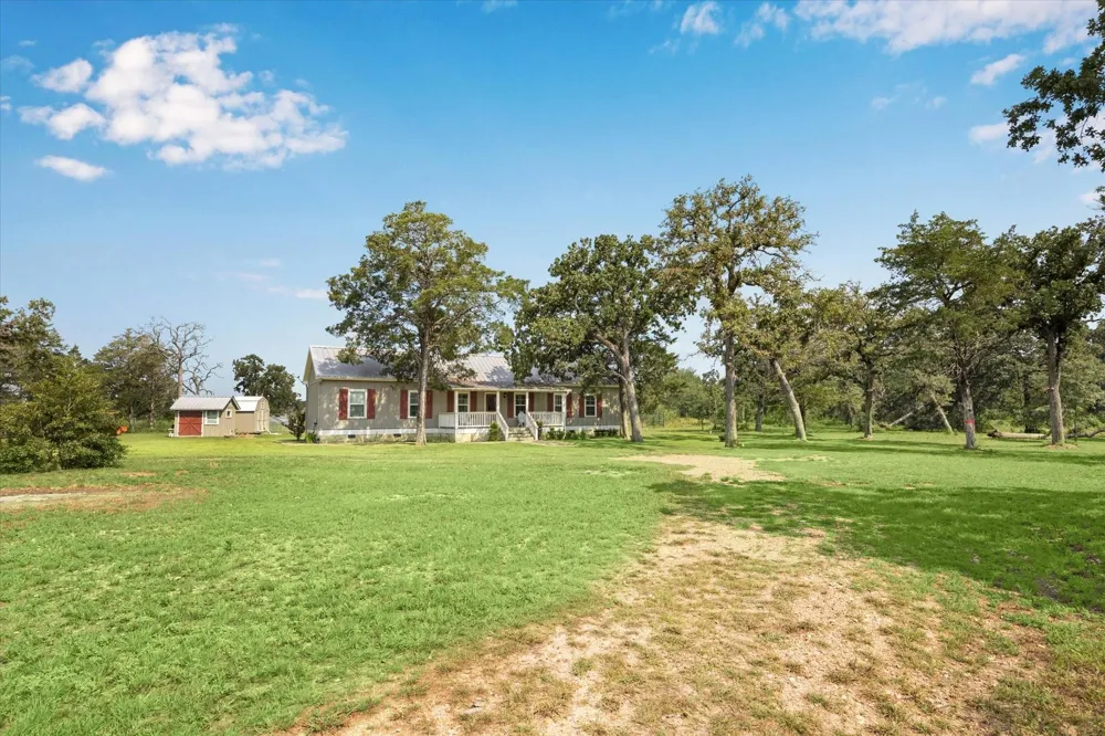 350 Floyd Lane Round Top, TX 78954