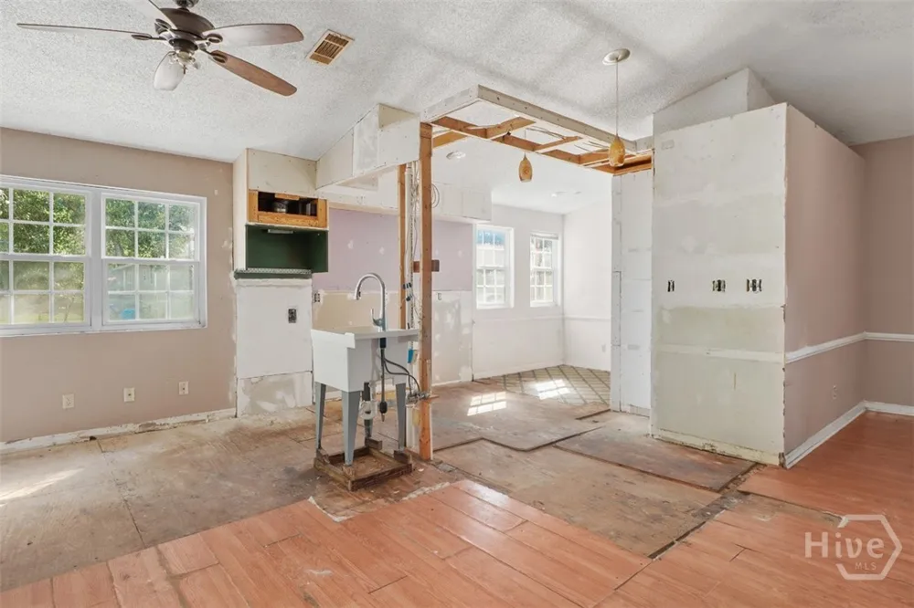 598 Clark Road Guyton, GA 31312