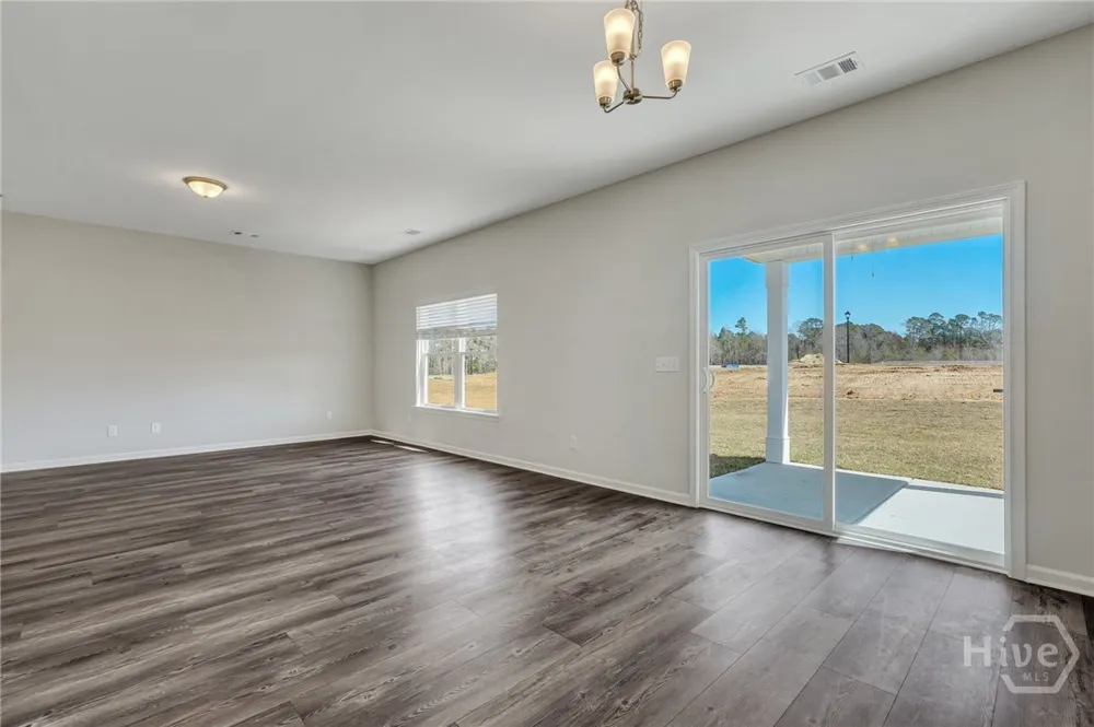 126 Chilburn Circle Savannah, GA 31302