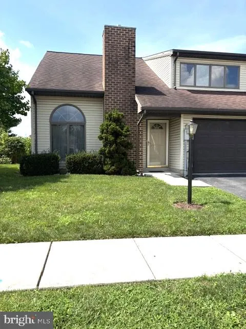 1118 ROOSEVELT COURT