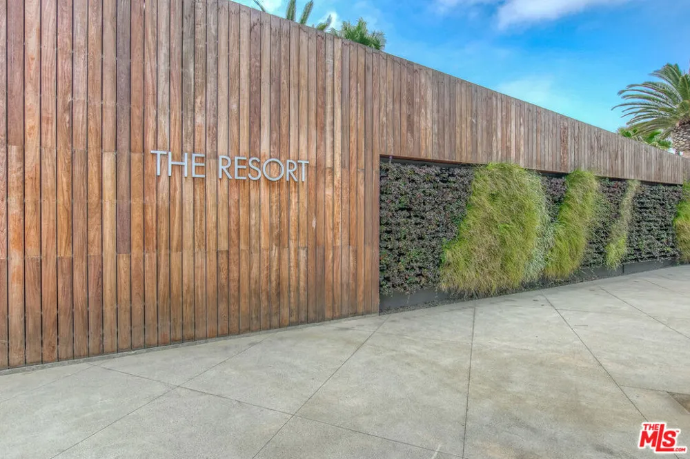5827 Meadowlark Place #3 Playa Vista, CA 90094