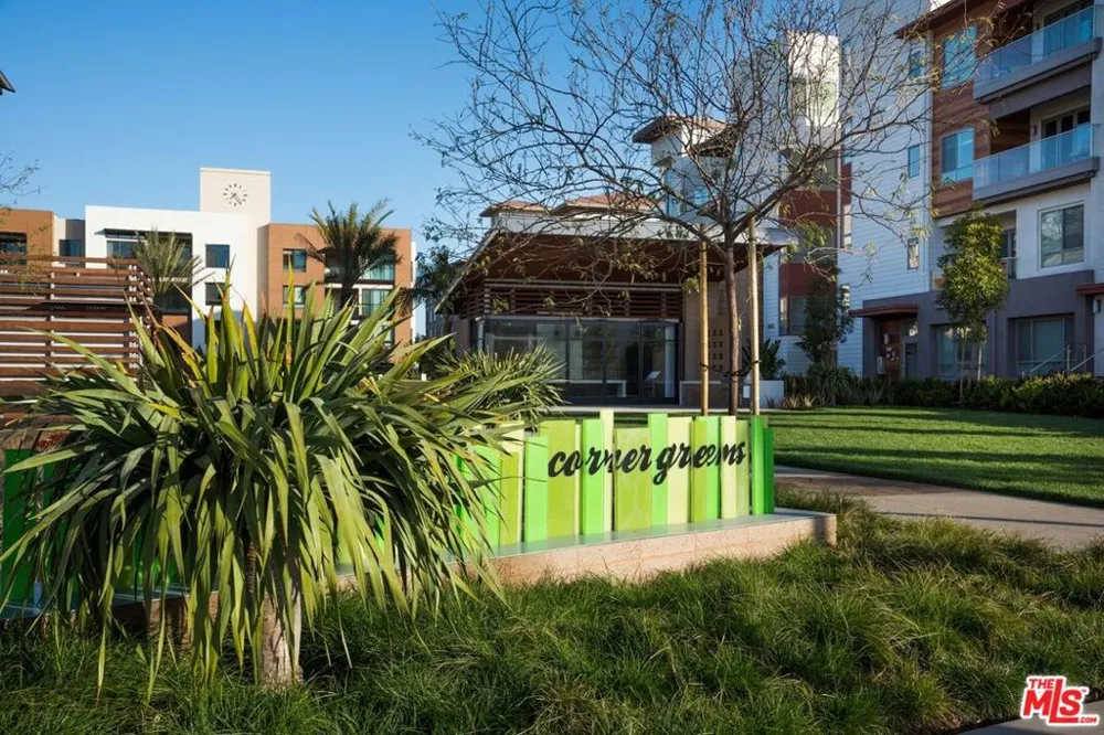 5827 Meadowlark Place #3 Playa Vista, CA 90094