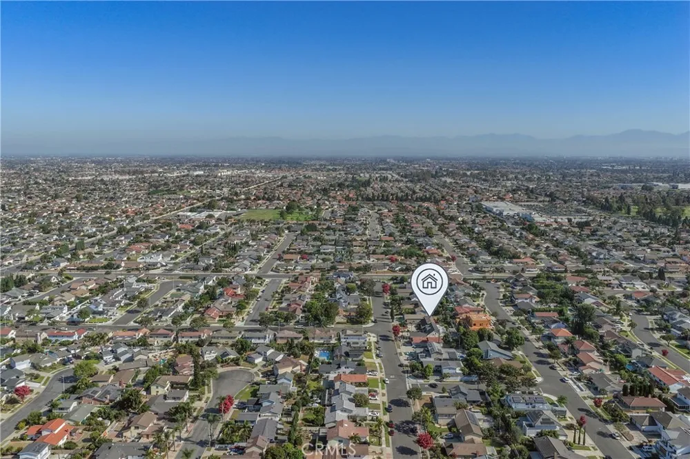 16596 Redwood Cr. Fountain Valley, CA 92708
