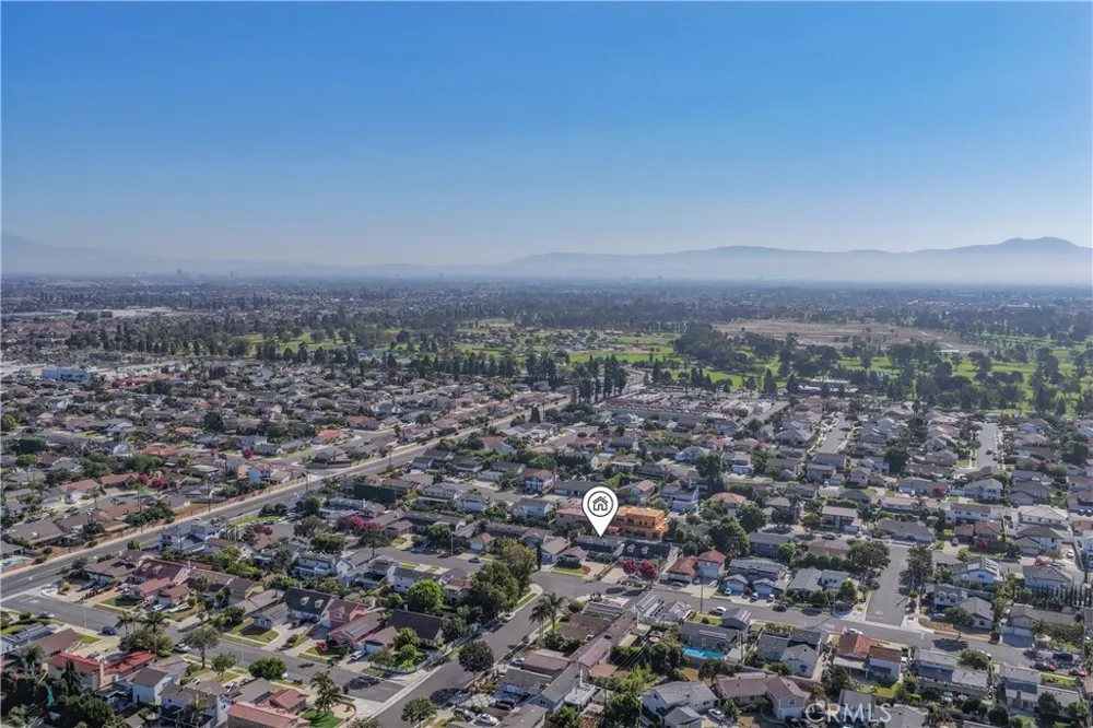 16596 Redwood Cr. Fountain Valley, CA 92708
