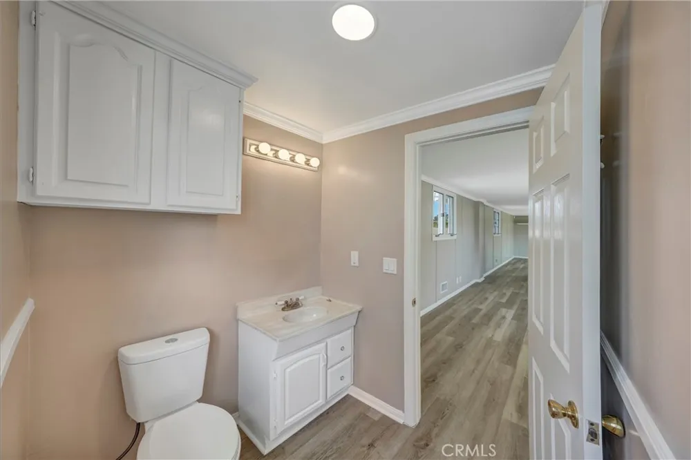 16596 Redwood Cr. Fountain Valley, CA 92708