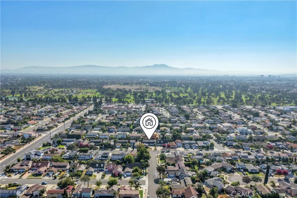 16596 Redwood Cr. Fountain Valley, CA 92708