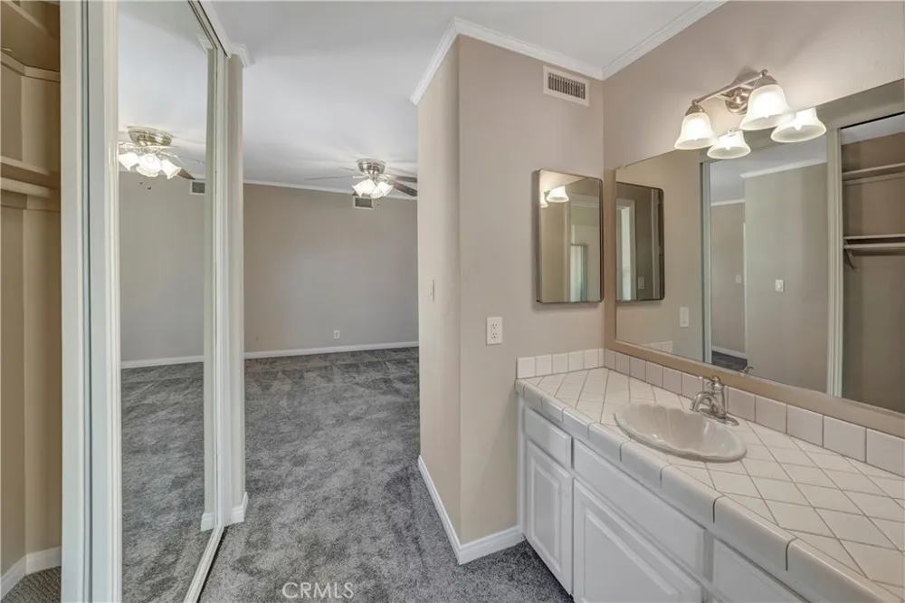 16596 Redwood Cr. Fountain Valley, CA 92708