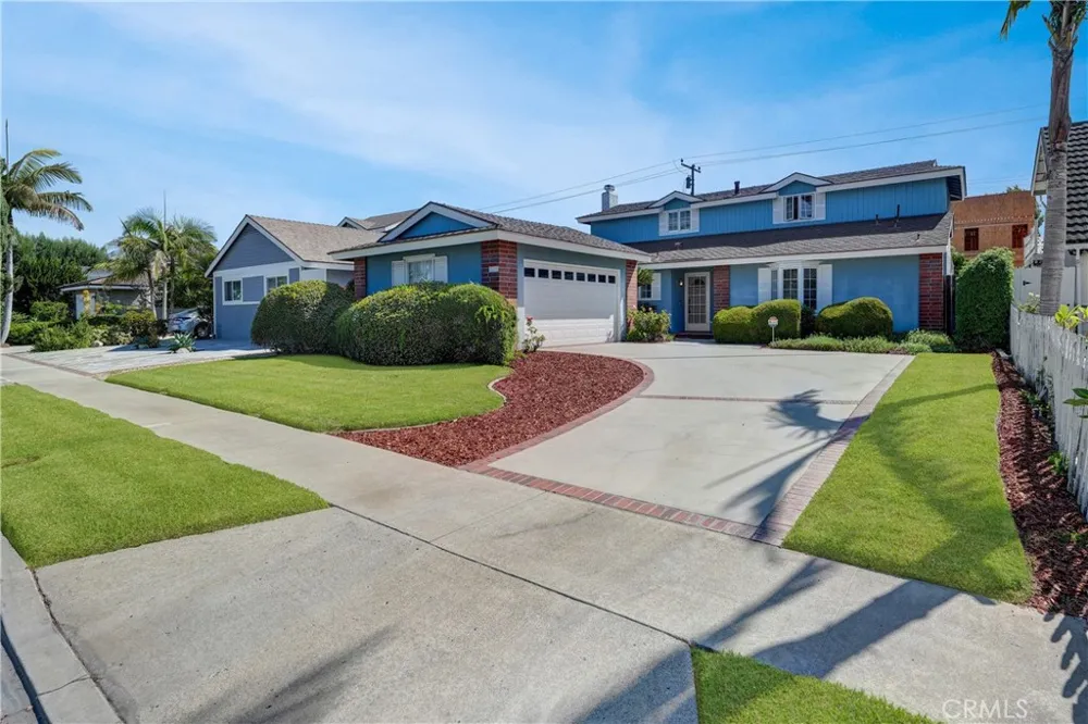 16596 Redwood Cr. Fountain Valley, CA 92708