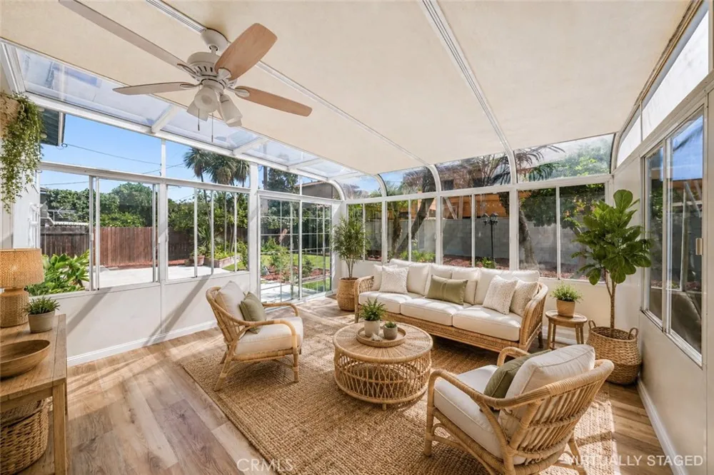 16596 Redwood Cr. Fountain Valley, CA 92708