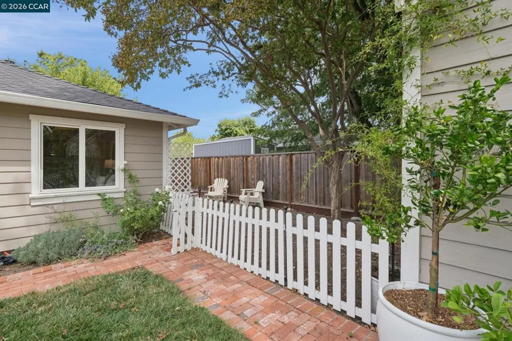 137 Adria Dr Pleasant Hill, CA 94523