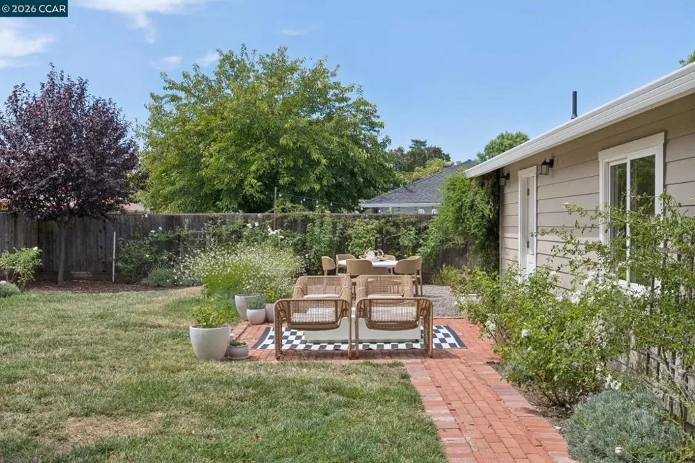 137 Adria Dr Pleasant Hill, CA 94523