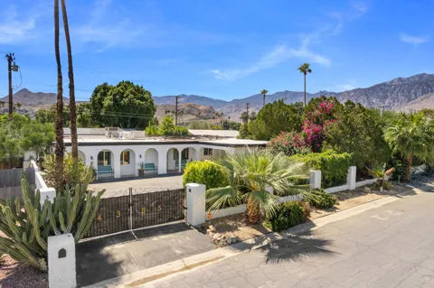 4385 E Paseo Caroleta