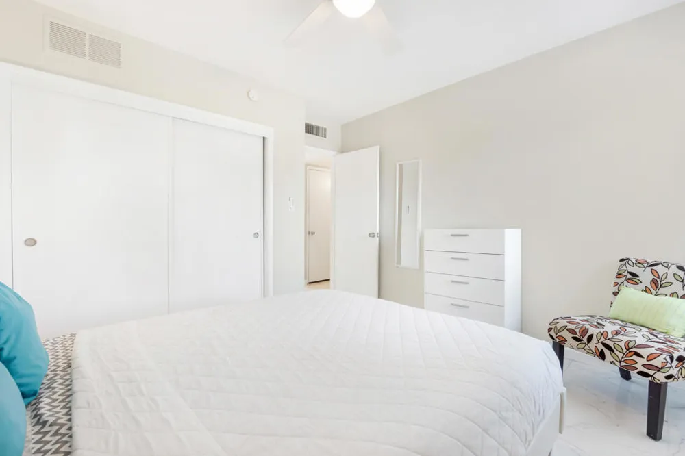 4385 E Paseo Caroleta Palm Springs, CA 92264