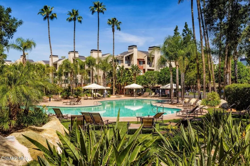 5530 Owensmouth Avenue #114 Woodland Hills, CA 91367