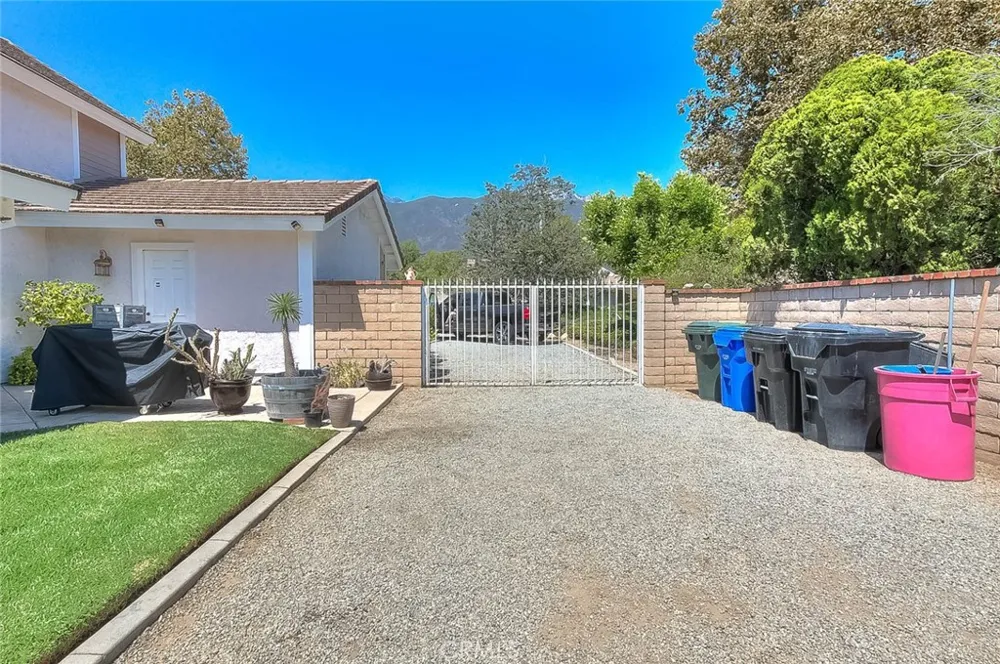 9547 Manzanita Drive Alta Loma, CA 91737