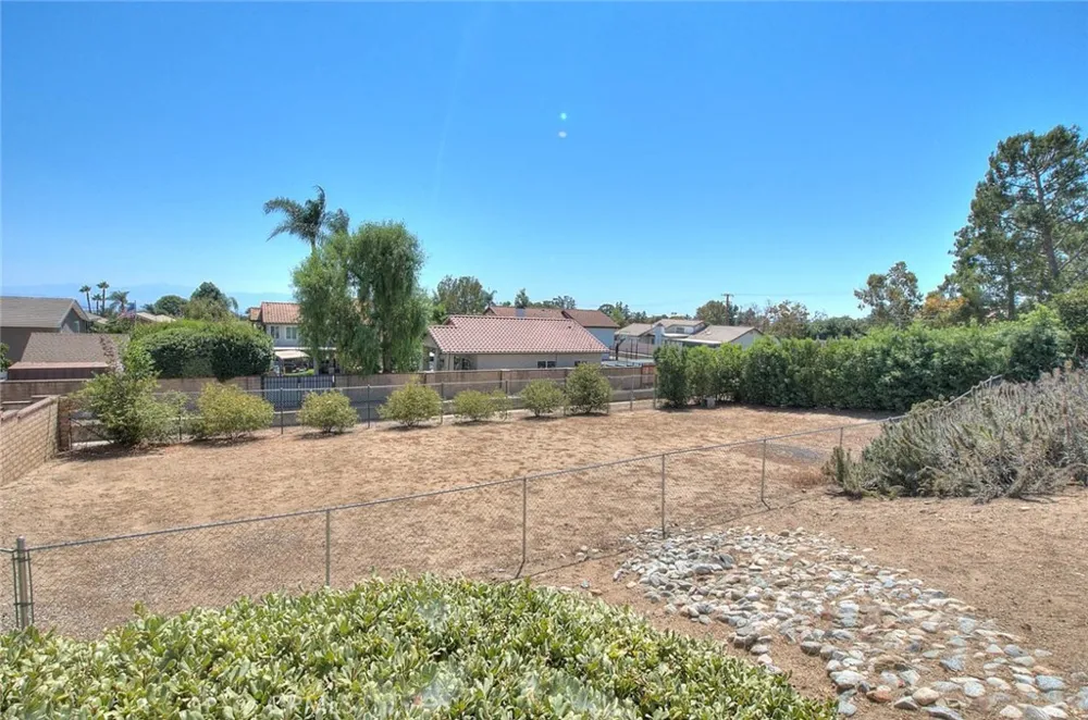 9547 Manzanita Drive Alta Loma, CA 91737