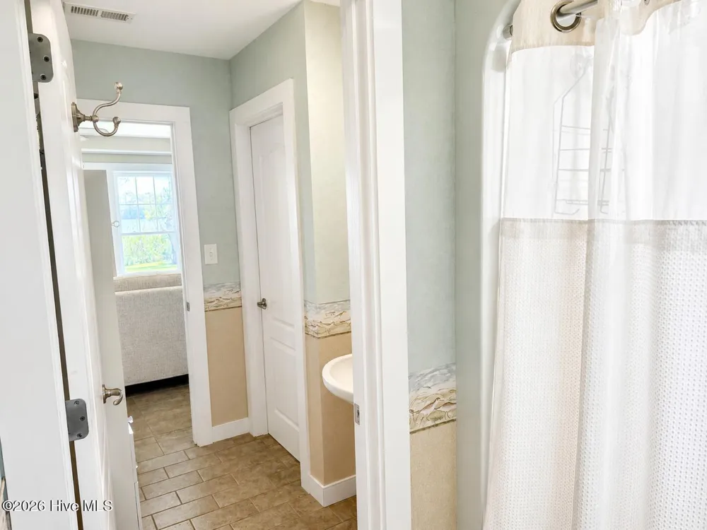 139 Lasseters Landing #D Columbia, NC 27925