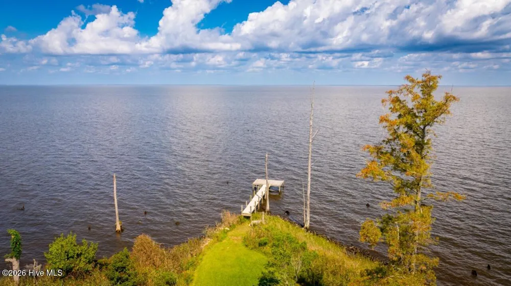 139 Lasseters Landing #D Columbia, NC 27925