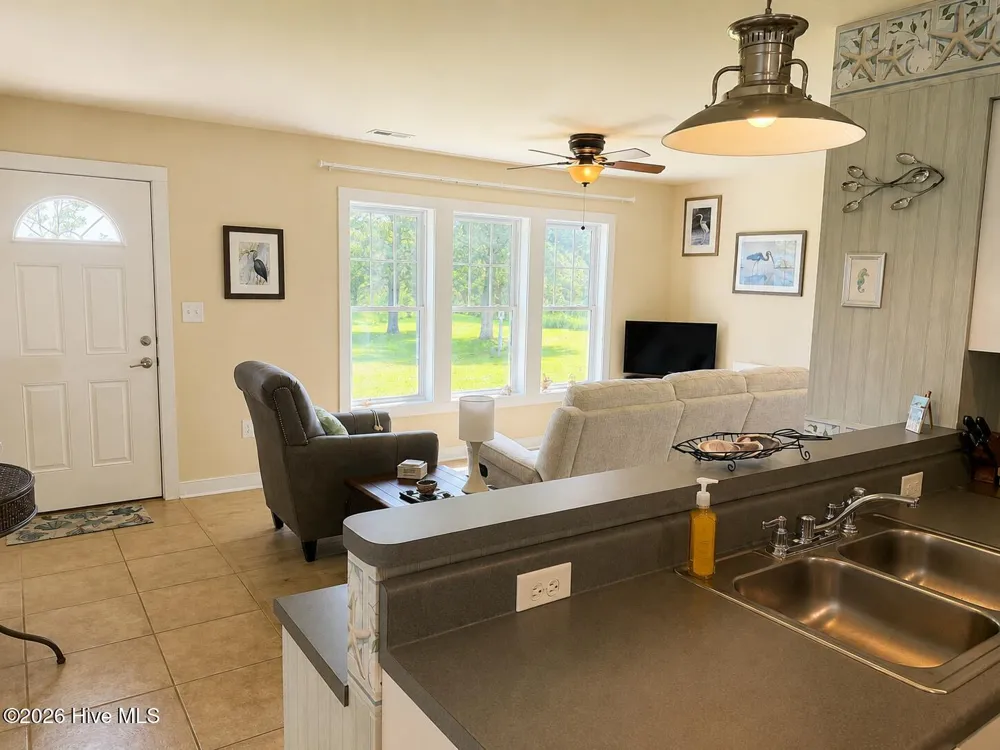 139 Lasseters Landing #D Columbia, NC 27925