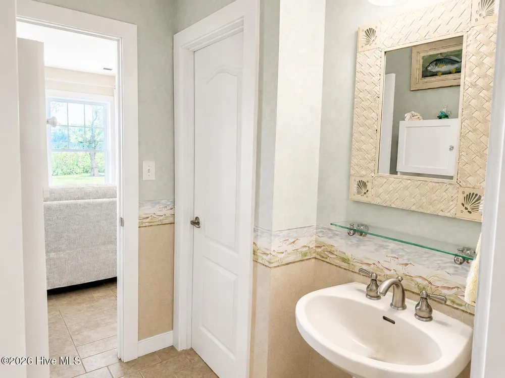 139 Lasseters Landing #D Columbia, NC 27925