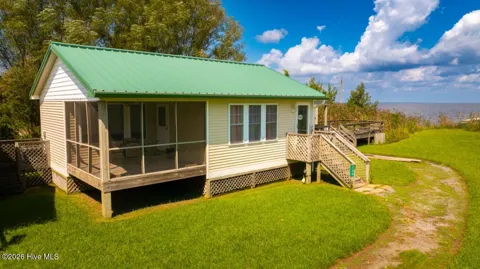 139 Lasseters Landing #D