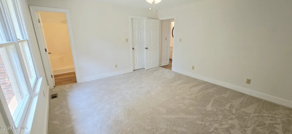 2342 Miller Circle Winterville, NC 28590