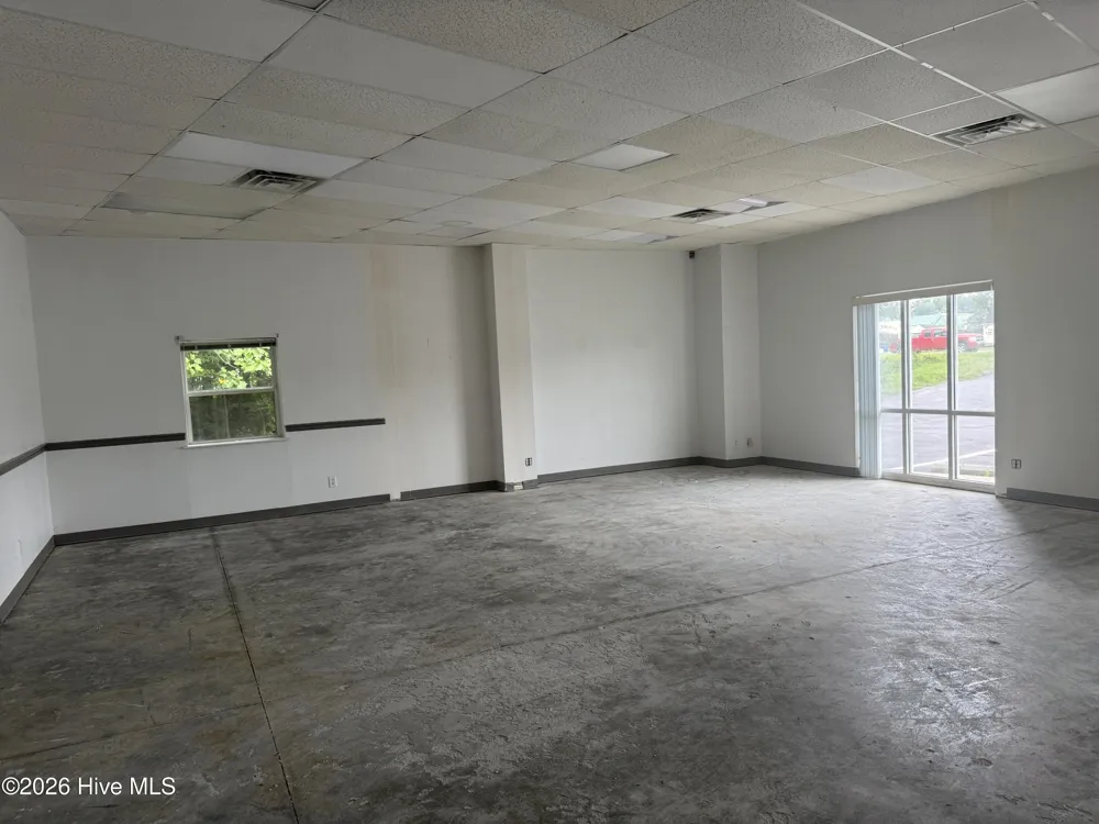 1385 John Small Avenue Washington, NC 27889