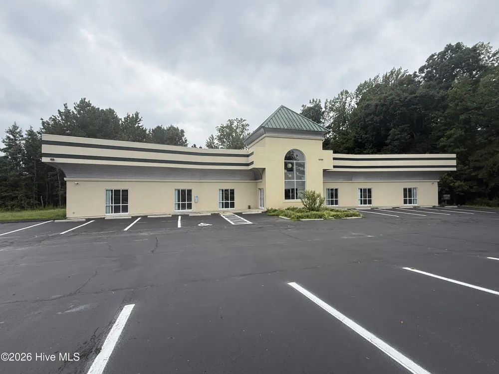 1385 John Small Avenue Washington, NC 27889