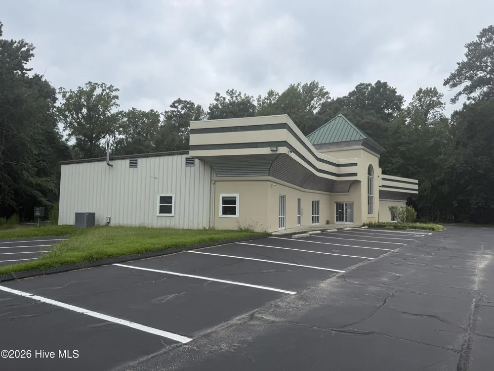 1385 John Small Avenue Washington, NC 27889