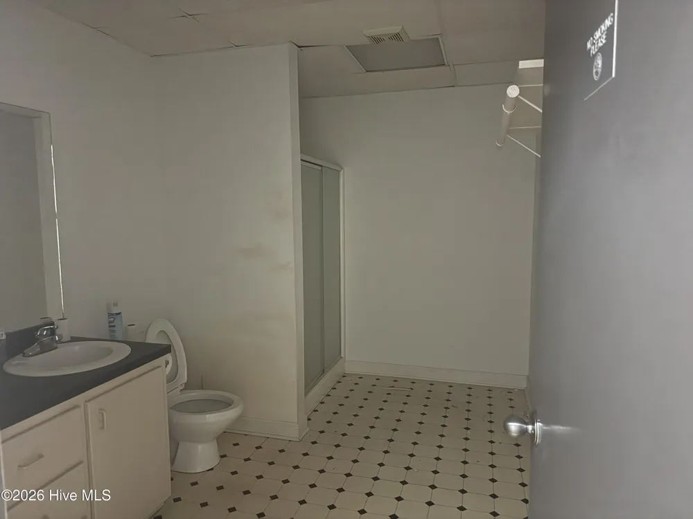 1385 John Small Avenue Washington, NC 27889