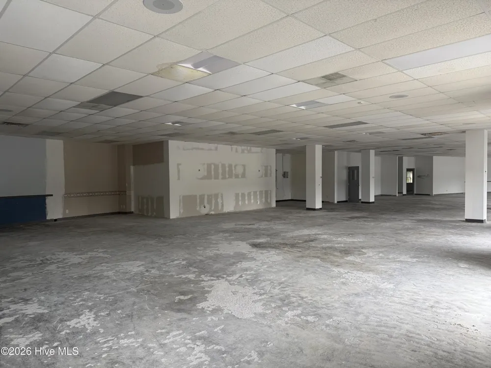 1385 John Small Avenue Washington, NC 27889