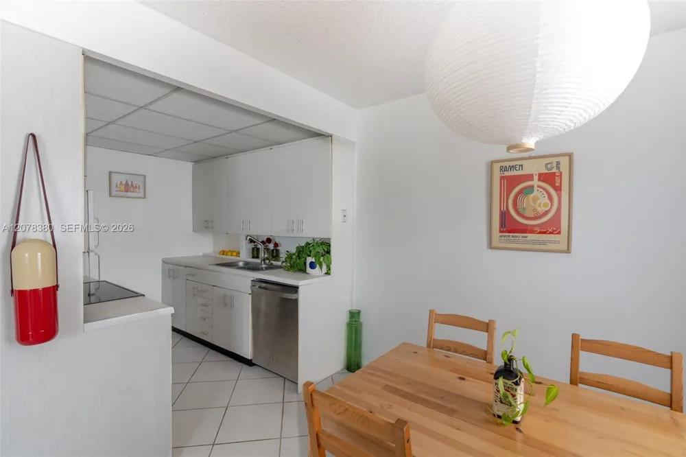 2052 E Harwood E #2052 Deerfield Beach, FL 33442