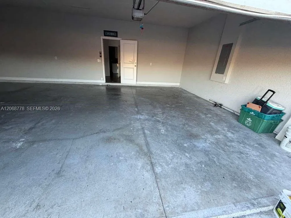 9026 W Mac Ct La Belle, FL 33935