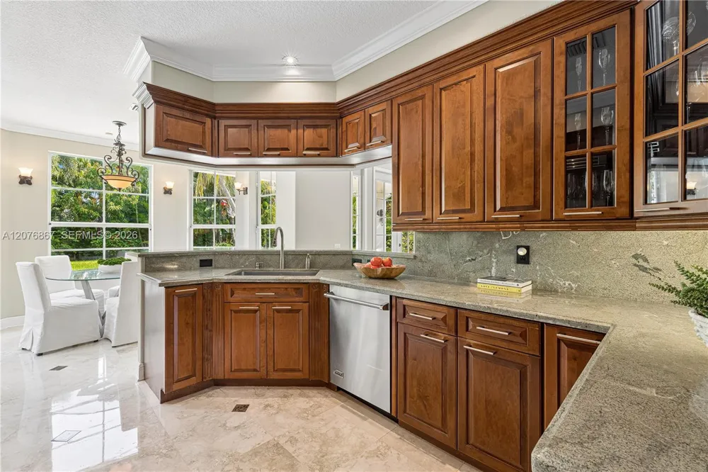 8445 SW 163rd Ter Palmetto Bay, FL 33157