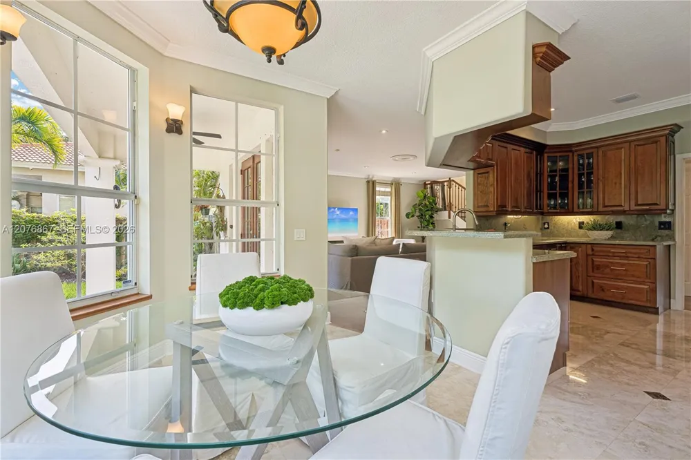 8445 SW 163rd Ter Palmetto Bay, FL 33157