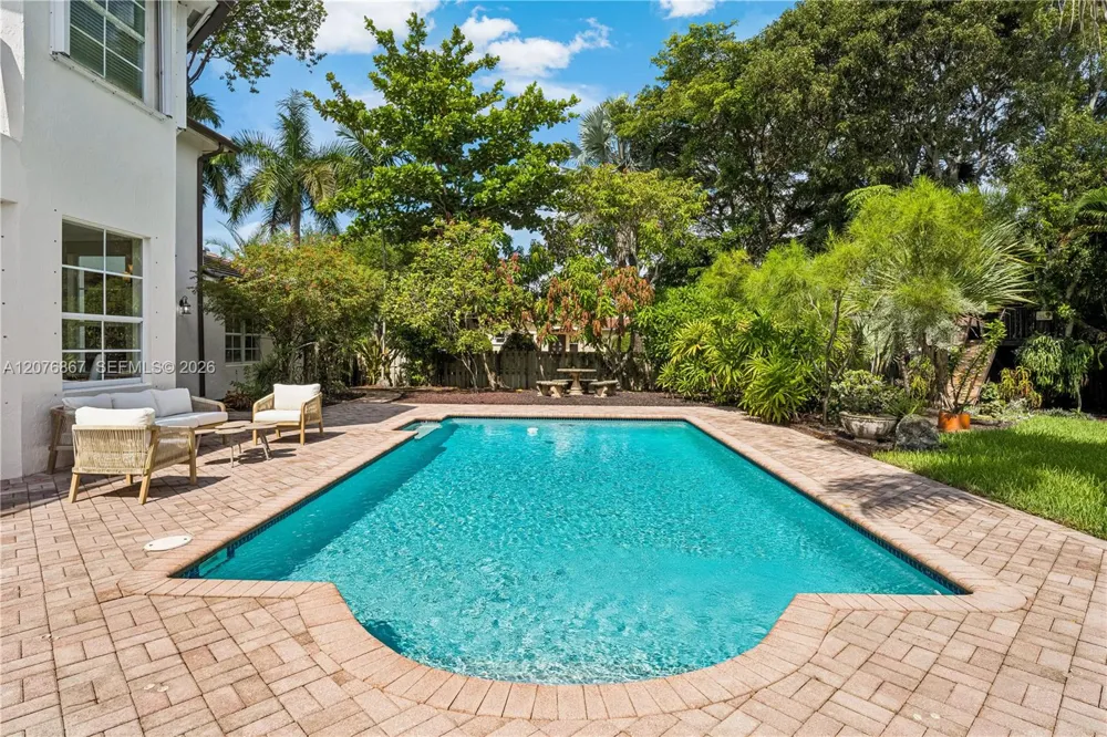 8445 SW 163rd Ter Palmetto Bay, FL 33157