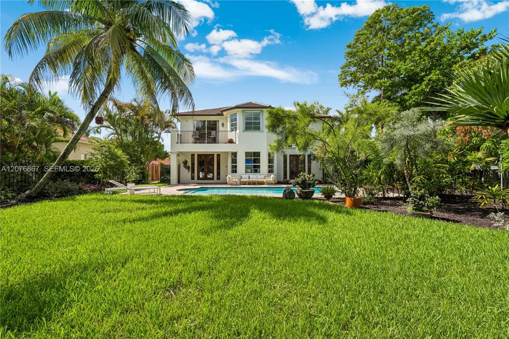 8445 SW 163rd Ter Palmetto Bay, FL 33157